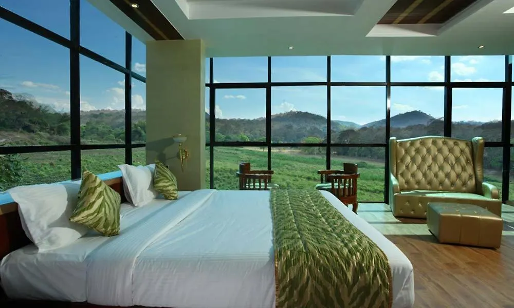 Hotel Tigers Roare Thekkady