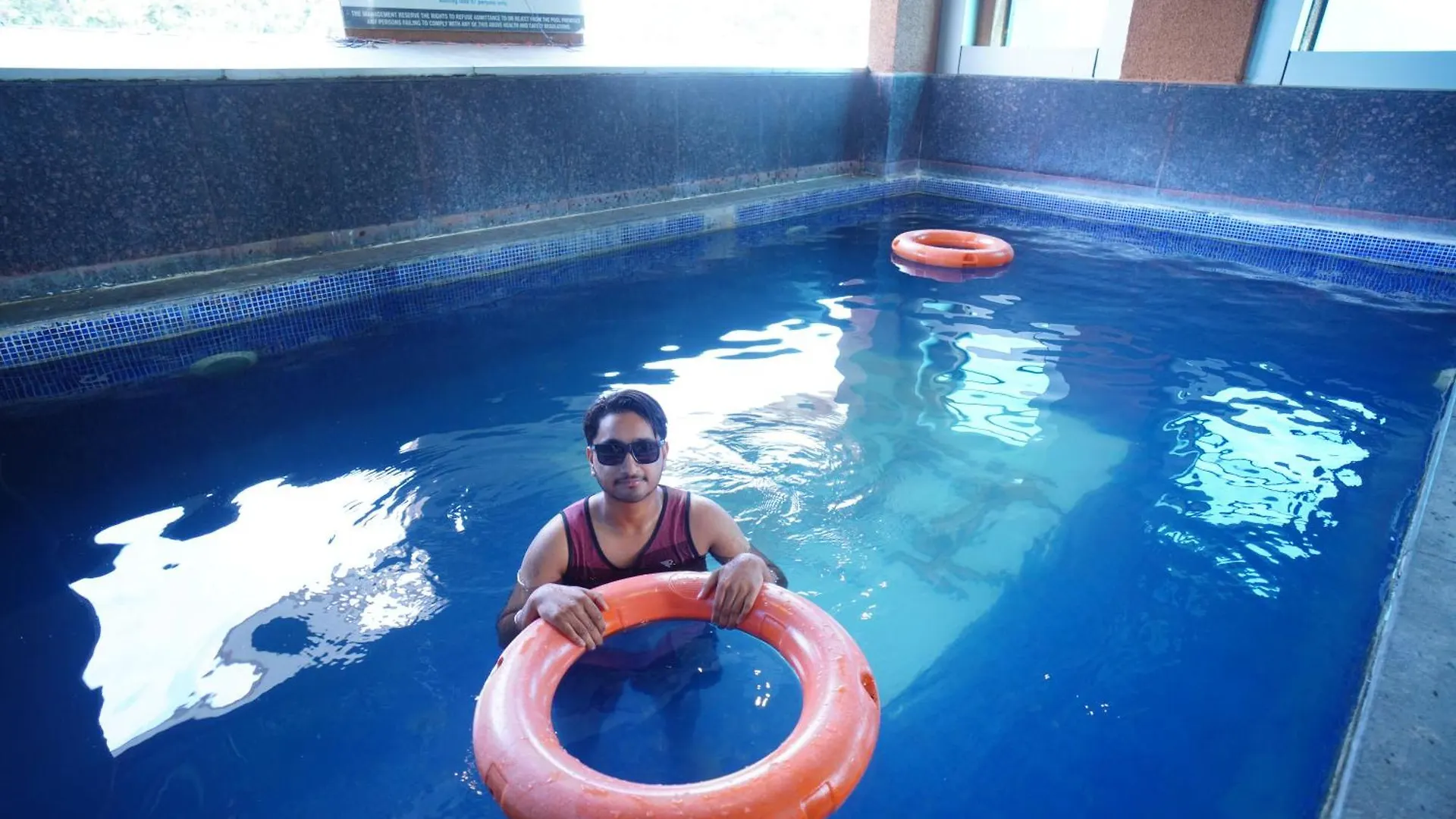 Hotel Tigers Roare Thekkady